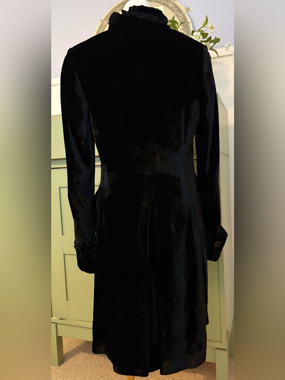 VINTAGE SCAPA Black Velvet Frock Coat Military Gothic Victorian Long Jacket(12) - Picture 13 of 16